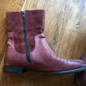 Born wine suede leather ankle boots s 6